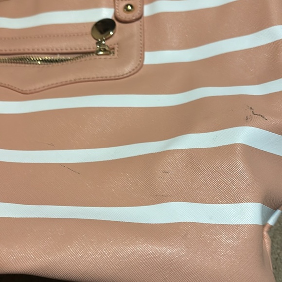 🌸 JustFab Tote 🌸 - Picture 5 of 6